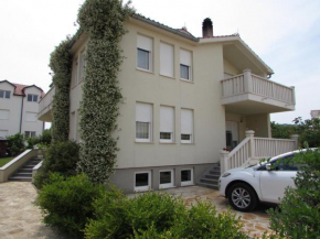 Apartments with a parking space Vodice - 13997